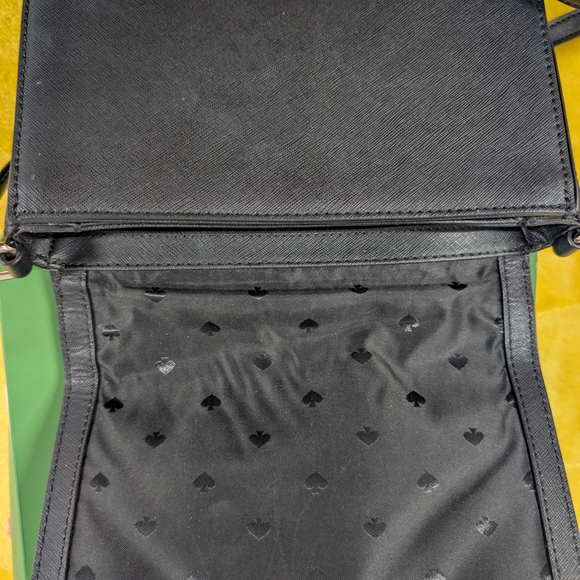 Kate Spade Black Saffiano Leather Crossbody Bag & Gift Box - Excellent Condition - Picture 4 of 6